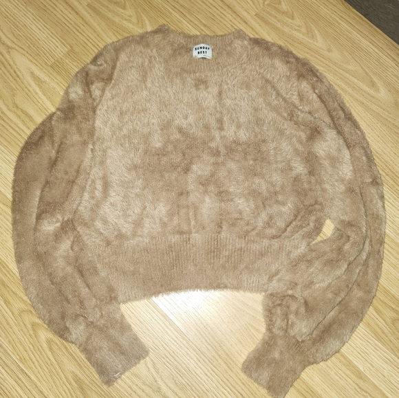 Sunday Best Cropped Fuzzy Sweater - Picture 2 of 4